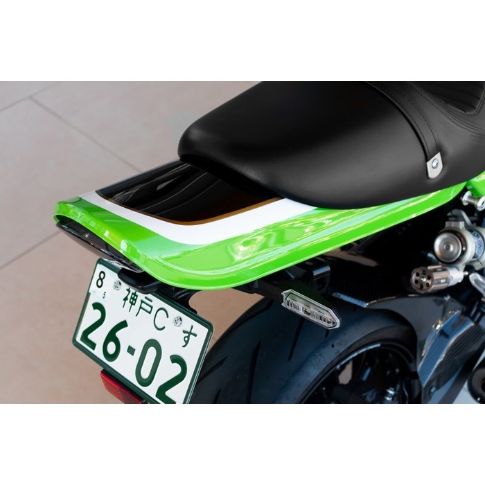ロングテールカウル ライムグリーン×エボニー Z900RS CAFE｜外装