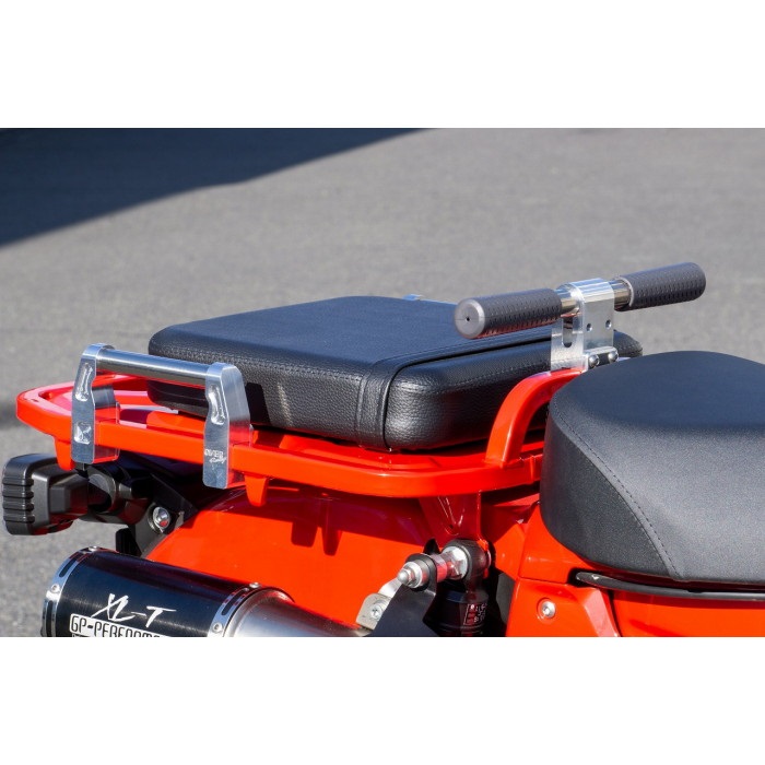 OVER│アシスト グリップ｜CT125 ハンターカブ(20-22) アシストグリップ BLK CT125(20-) | System Administration