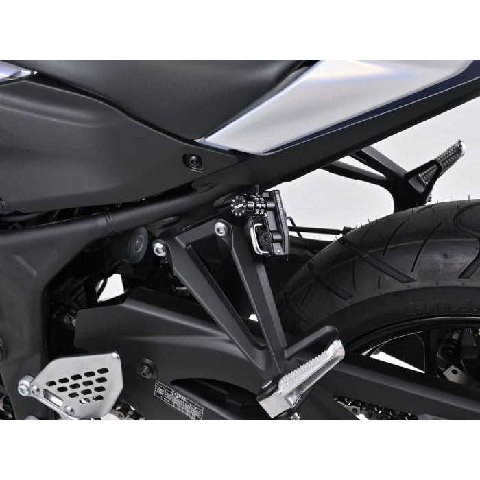 ダイヤルヘルメットホルダー YZF-R25 / R3 / MT-25 / 03｜ヘルメット