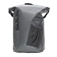 ウォータープルーフバッグ カラビナ付きライトセット