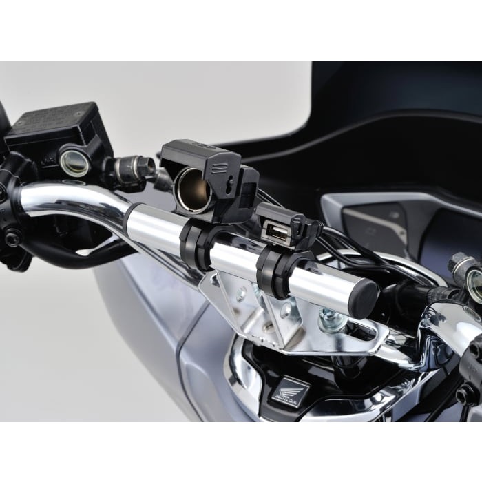 バイク専用電源 USB 1ポート + シガーソケット 1ポート｜USB電源