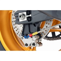 リアキャリパーサポート ブラック (GALESPEED/BREMBO 84mmピッチ&STD径) CB1000F 26