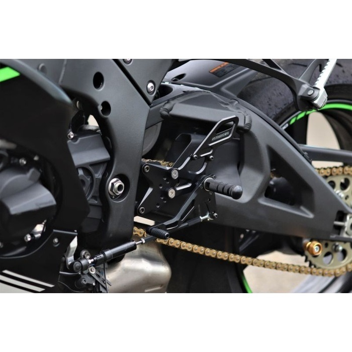 スペシャルステップキット 4ポジション ZX-10R/RR 21-｜バックステップ
