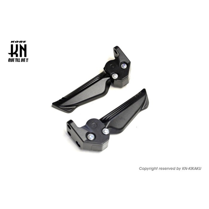 【新品】シグナスX 2型　ブラックインナーカウル　タンデムステップ有り用 YAMAHA純正 タンデムステップASSY【シグナスX/グリファス/マジェスティ
