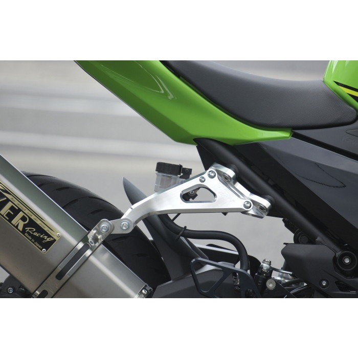 アルミビレット マフラーステー シルバー Ninja400/Ninja250｜その他