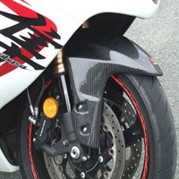 【在庫限り】【アウトレット】個別配送のみクレバーウルフ フロントフェンダー カーボン綾織 08 GSX1300R XXX