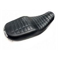 Kawasaki Z900RS BEET JAPAN シート｜シート・シートカバー・タンデム