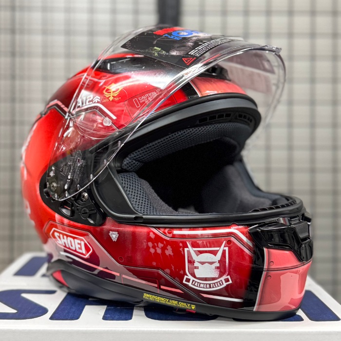 シャア専用バイクヘルメット ZEONIC社製ヘルメット シャア専用ver. | 機動戦士ガンダム