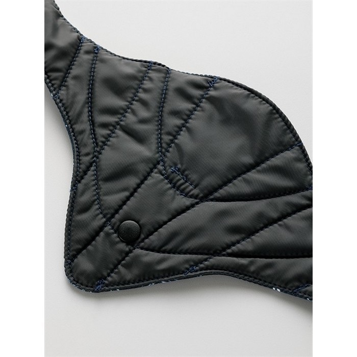 HRV303 WATER-COOLING NECK BOOSTER (MOTO GRAPHIC) LIGHT GREY｜冷感