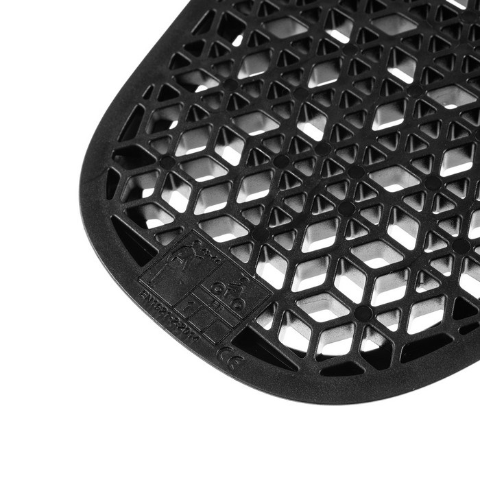 SK-859 エニグマ ライト CE1 バックプロテクター 【Black
