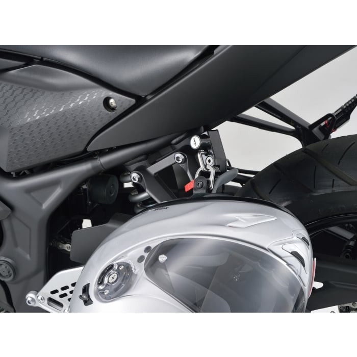 ヘルメットホルダー YZF-R25 / YZF-R3 / MT-25 / MT-03｜ヘルメット