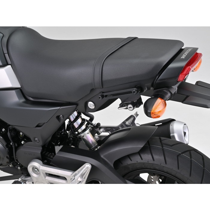 ヘルメットホルダー GROM 21-24 ＜2BJ / 8BJ-JC92＞｜ヘルメット