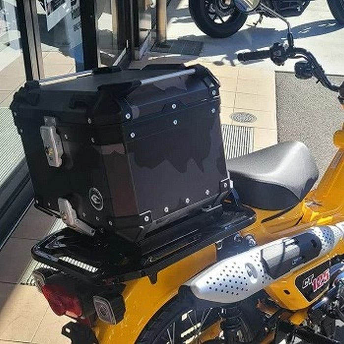 トップケース Q1 アルミ45L カモフラージュブラック｜リアボックス