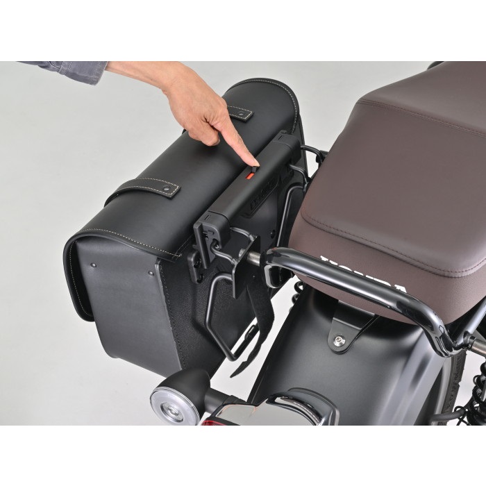 DHS-60 ワンタッチサドルバッグ EX-TOUCH 9L｜サイドバッグ・サドル