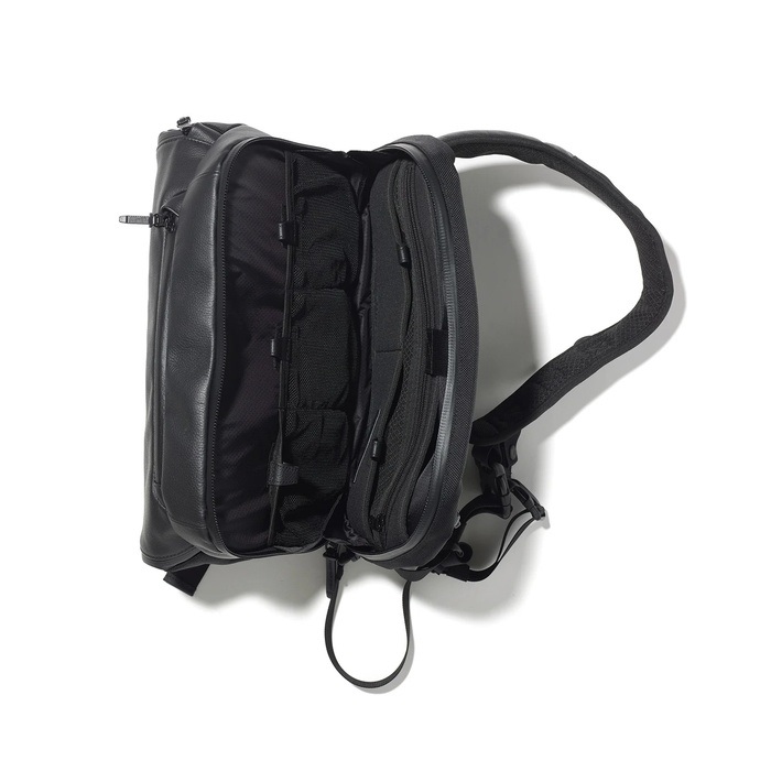 KADOYAxBroski and Supply RIDERS SLING BAG｜バックパック・デイ
