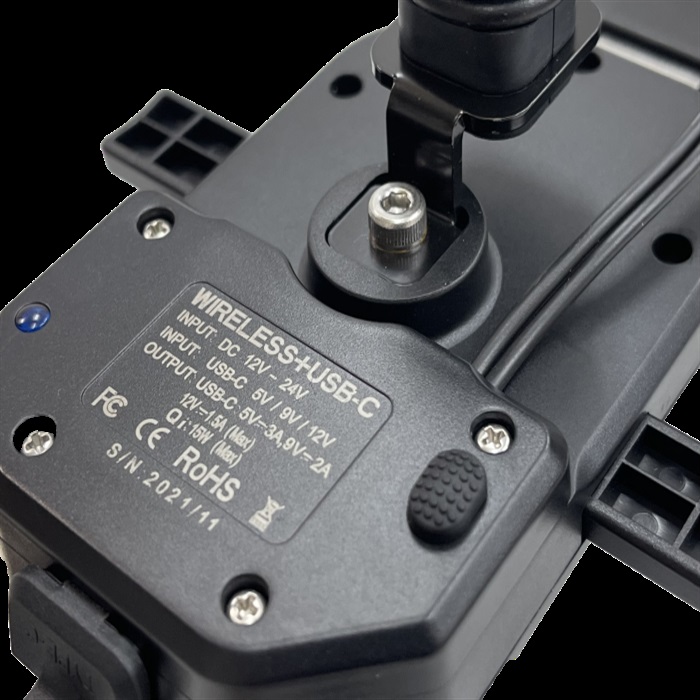 振動軽減ラバー付き 1PUSH式スマホホルダーTYPE-4・(Qi機能+QC3.0 対応