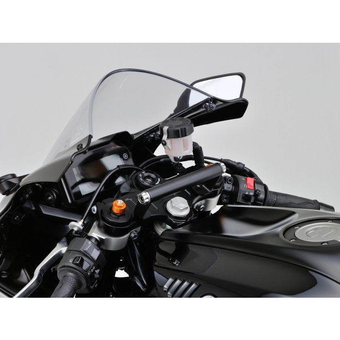 クロライト製 ウインカー内蔵LEDテール R1/R6/R7用 クロライト製 ウインカー内蔵LEDテール R1/R6/R7用 新型 YZF-R1 / R1M
