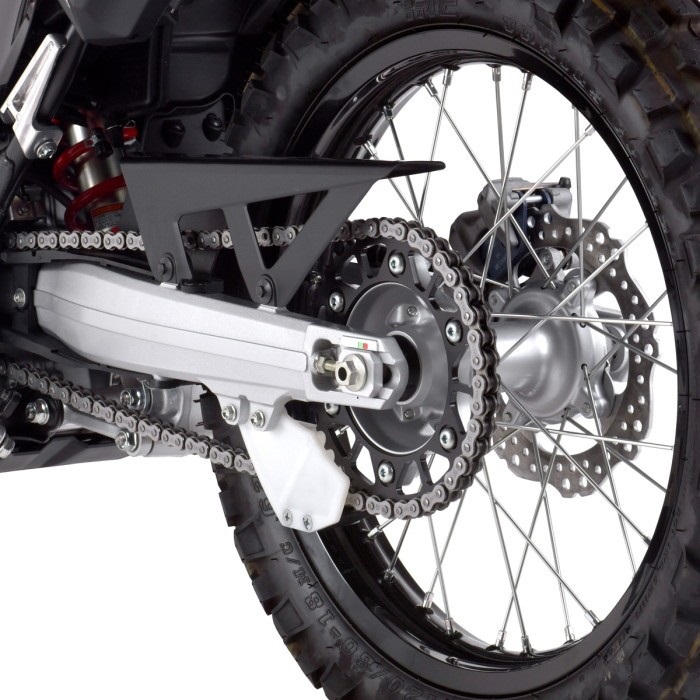 Dura (デュラ) リアスプロケット 520 CRF250R 04-25｜リアスプロケット