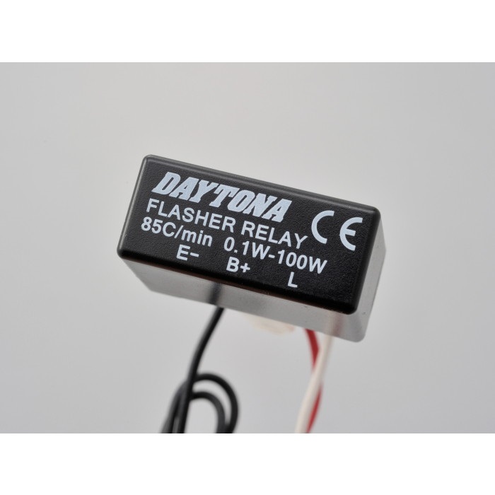 LED対応ウインカーリレー 3ピン (0.1W-100Wまで)｜ウインカー関連