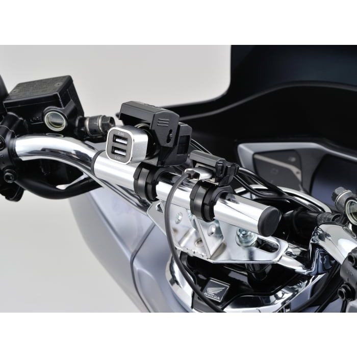 バイク専用電源 USB 1ポート + シガーソケット 1ポート｜USB電源