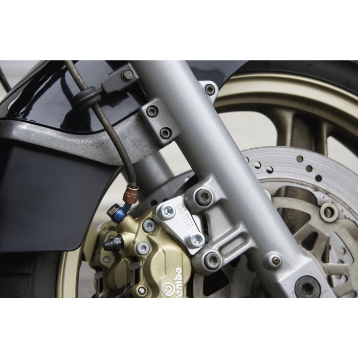 フロントキャリパーサポート ブレンボ4P/40mm用 GPZ900R｜キャリパー