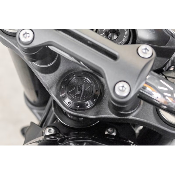 ステムトップ キャップカバー Z900RS｜ステアリングパーツ