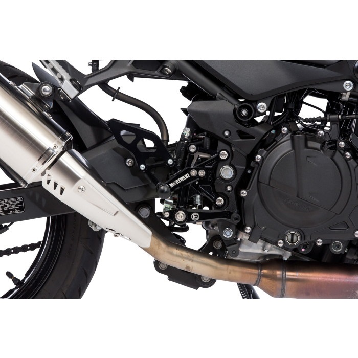 バックステップキット Ninja250 18-22、Z250 19-22 、Ninja400 18-22