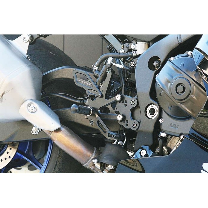 STRIKER GSX-R1000 スペシャルステップキット｜バックステップ