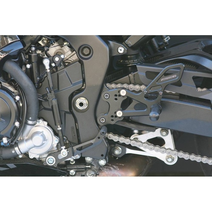 STRIKER GSX-R1000 スペシャルステップキット｜バックステップ
