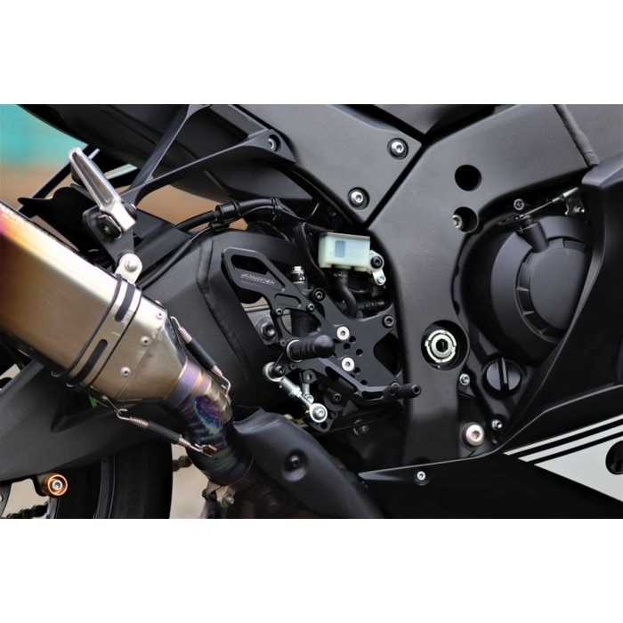 スペシャルステップキット 4ポジション ZX-10R/RR 21-｜バックステップ