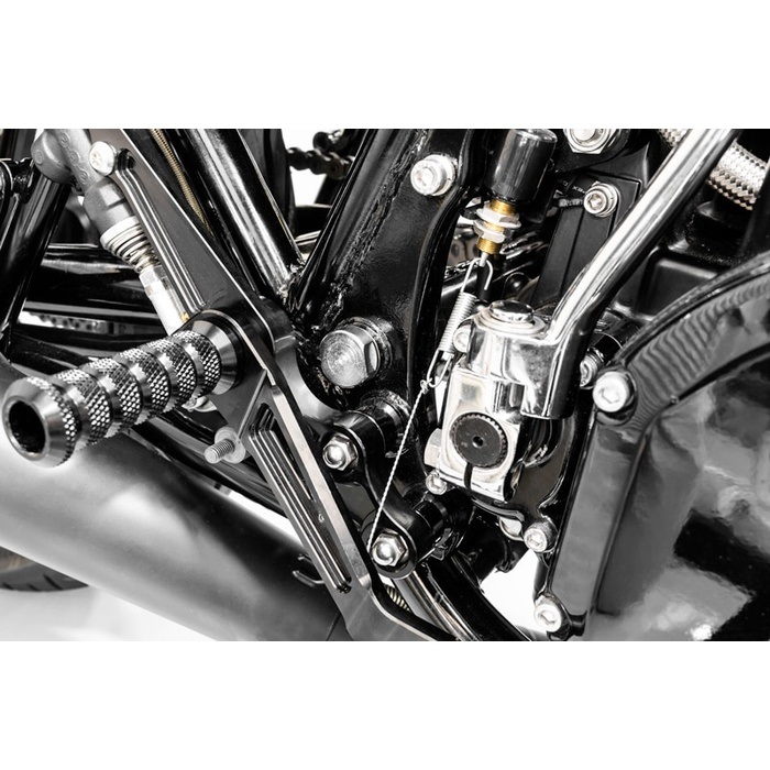 BILLETバックステップ TYPE-Z KZ1000他｜バックステップ・ステップ