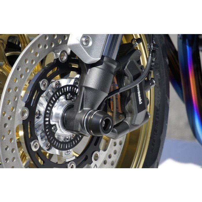 フロントアクスルスライダー ブラック Z900RS 18-20｜フレーム