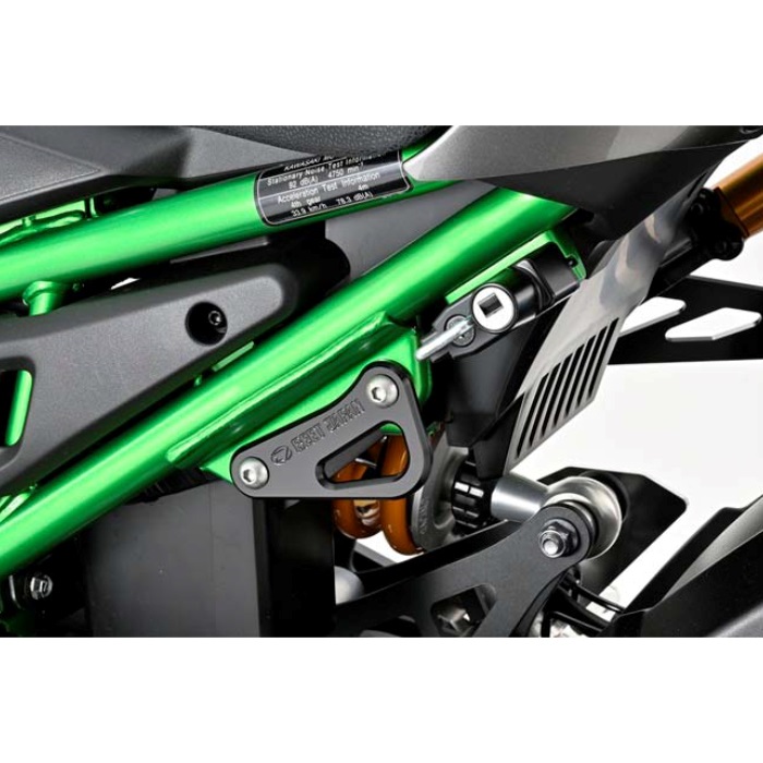 サイレンサー取り付けステーASSY NASSERT Evolution TypeⅡ 用 Z900/SE