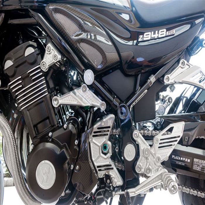 ARCHI ビレット・ハニカム エンジンシリンダーマウントキット Z900RS 