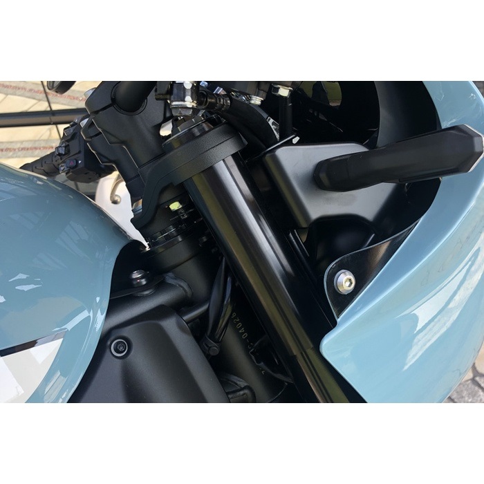 ギルズカウル 白ゲル(塗装ベース) Z900RS CAFE｜ビキニカウル｜の通販