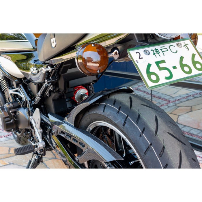 カーズ　最終値下げ　Z900RS フェンダー　アーキ　リアフェンダー 期間限定おまけ付き！】ARCHI アーキ カーボンリアフェンダー