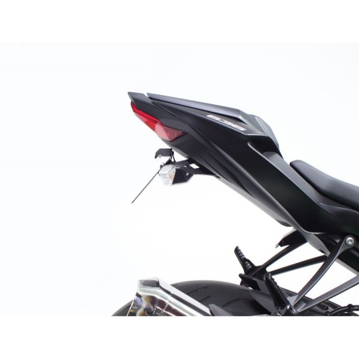 ふーな フェンダーレスキット ブラック [LEDナンバー灯付き] ZX-6R 19