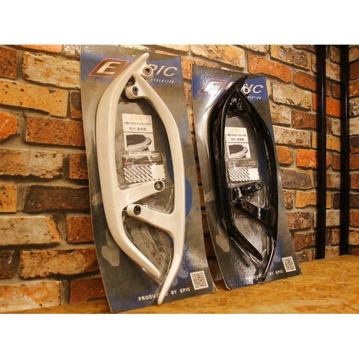 EPIC グラブバー シグナスX 4型｜タンデムバー・グラブバー・バック