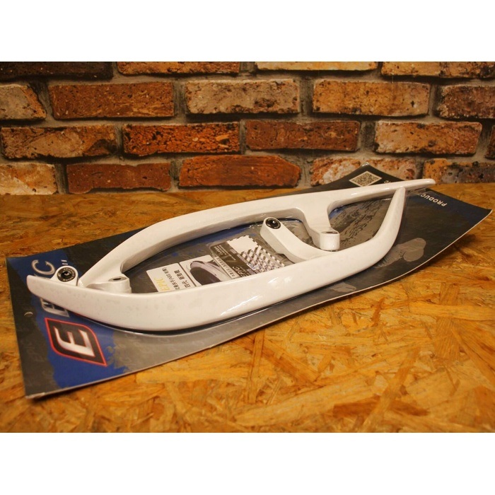 シグナスX4型　X5型　用 EPIC製　グラブバー　クワガタ　タンデムバー シグナスX4型 用 EPIC製 グラブバー クワガタ タンデムバー - メルカリ