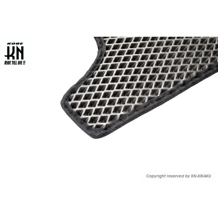 ウレタンクッションフロアマット【シグナスX 2型】｜スクーター外装