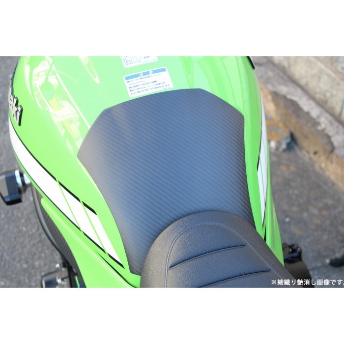 SPEEDRA タンクパッド ドライカーボン KAWASAKI Z900RS/CAFE｜タンク 