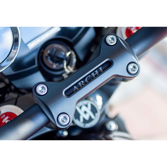 アルミ製 バーハンドル 青と黒 Amazon | アルミ ハンドルバー 22.2mm 青 ブルー アルミハンドル